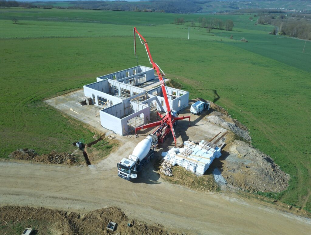 bloc-polystyrene-reverbloc-chantier